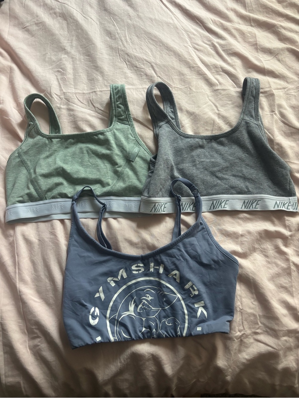 Nike & Gymshark Women's unpadded Sports Bras Bundle size small